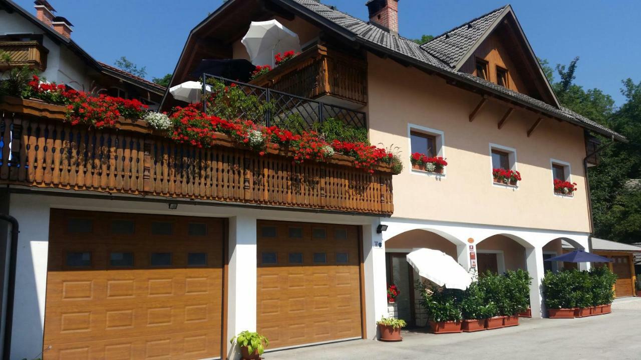 Apartmaji Mezan Bled Exterior foto